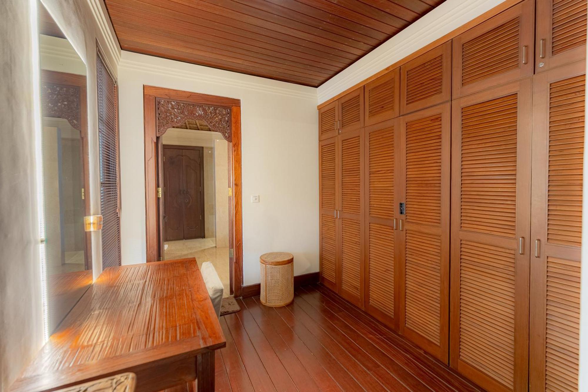 Villa Dorado - Steps From Jimbaran Beach Exterior photo