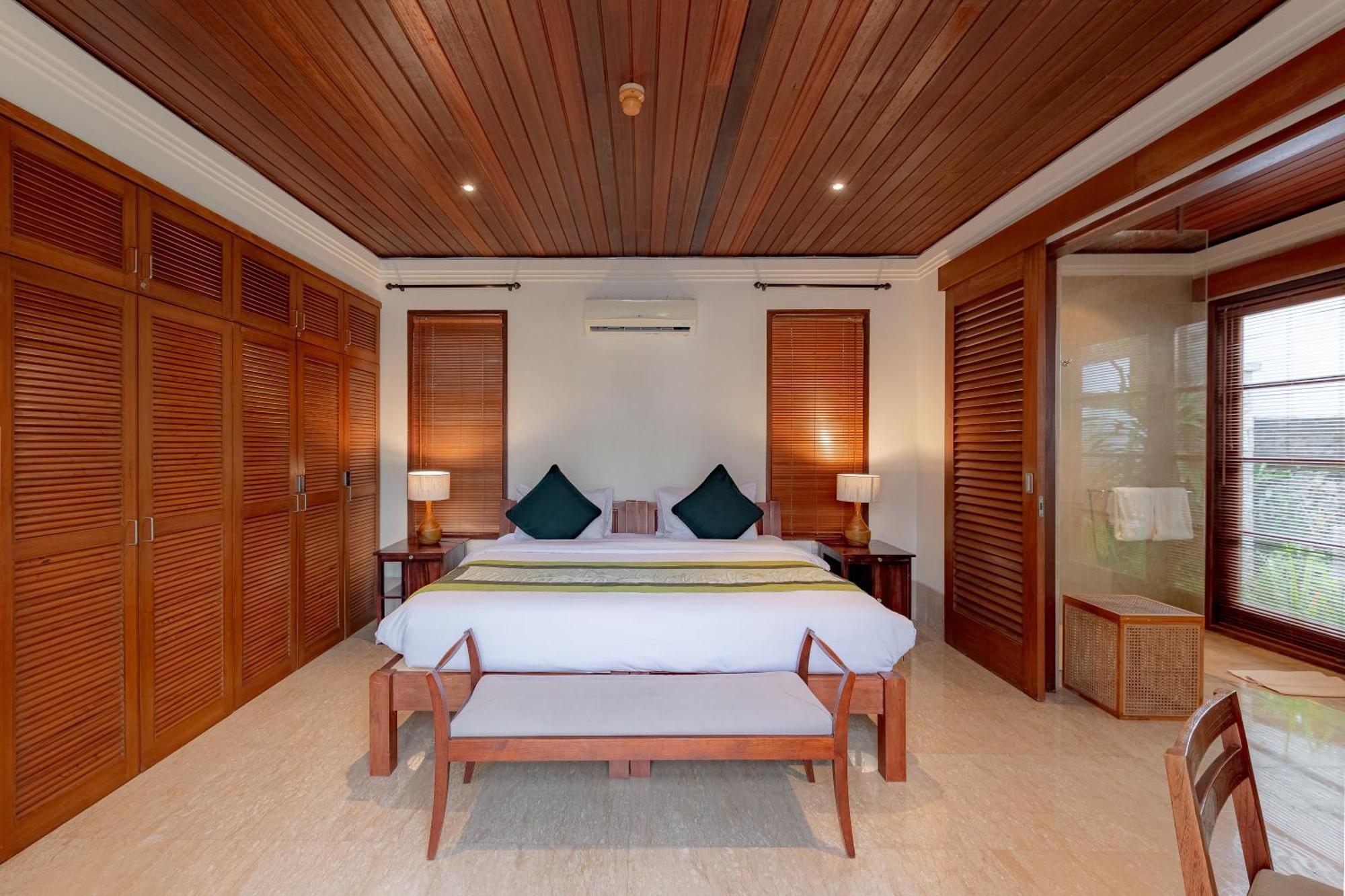 Villa Dorado - Steps From Jimbaran Beach Exterior photo