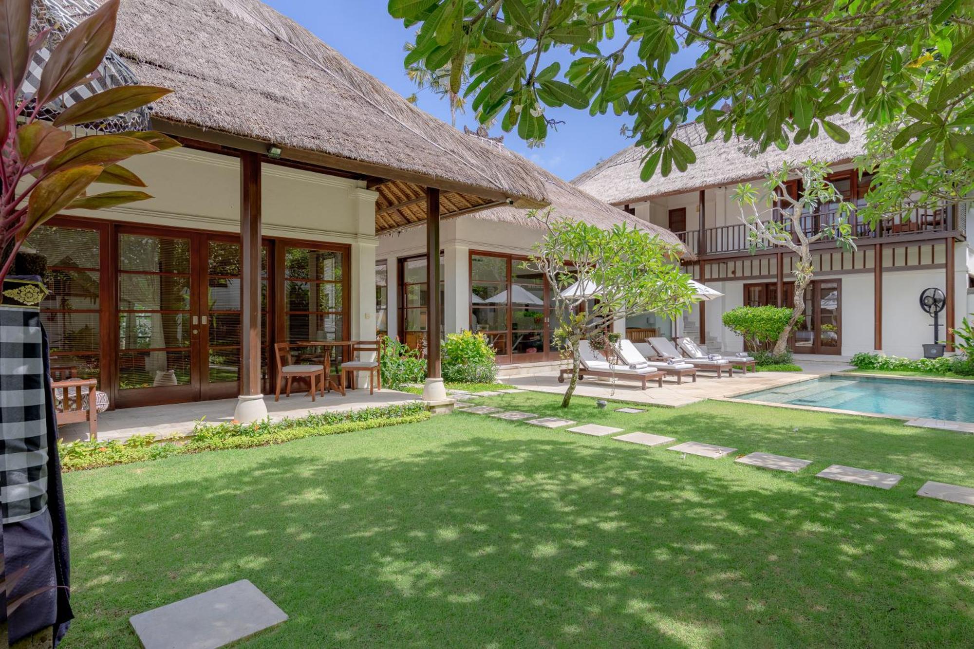 Villa Dorado - Steps From Jimbaran Beach Exterior photo